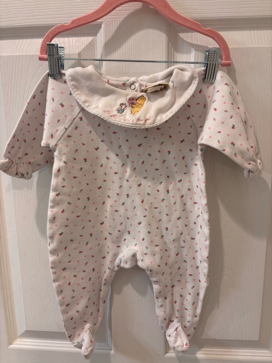 Winnie-the-Pooh Other - Winnie the Pooh Vintage Sleeper